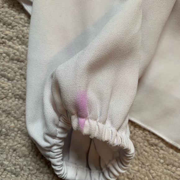 Wilfred Aritzia off-shoulder white long-sleeved blouse- size xxs - Picture 2 of 3